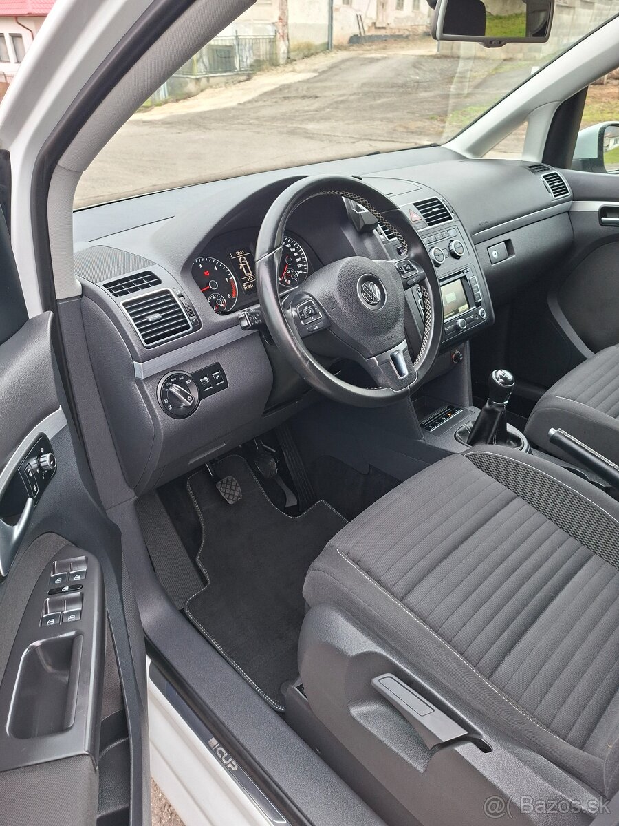 TOURAN CUP 2.0 TDI 103KW 2014 XENON - 13