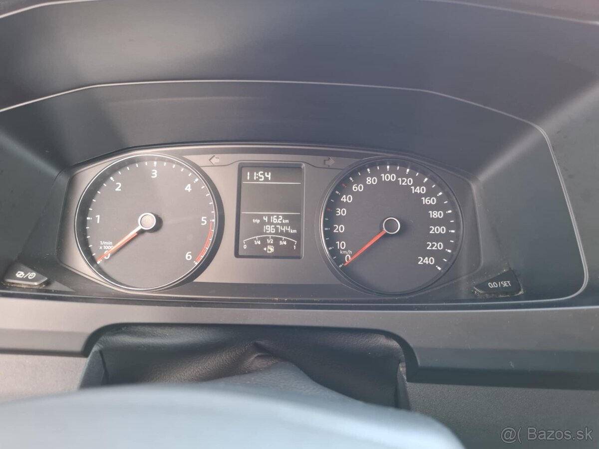 Volkswagen T6 Transporter 2.0 TDI - 13