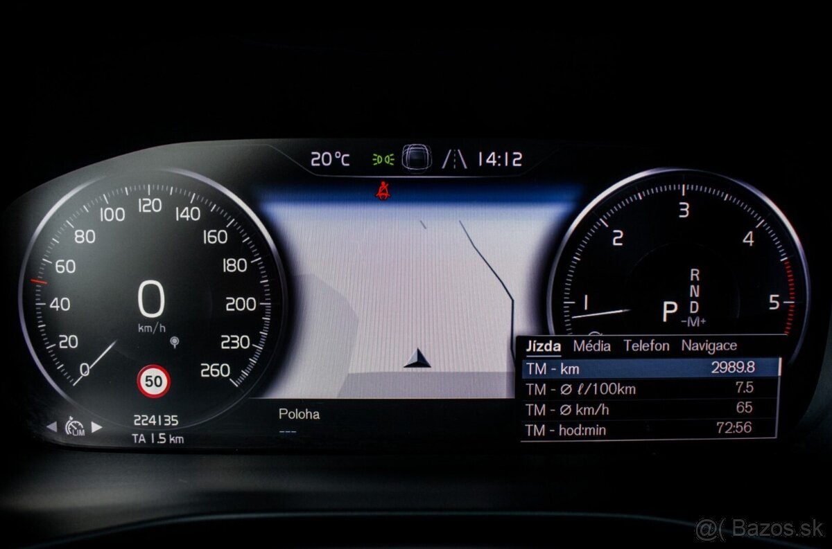 Volvo XC40 D4 Momentum AWD A/T - 13