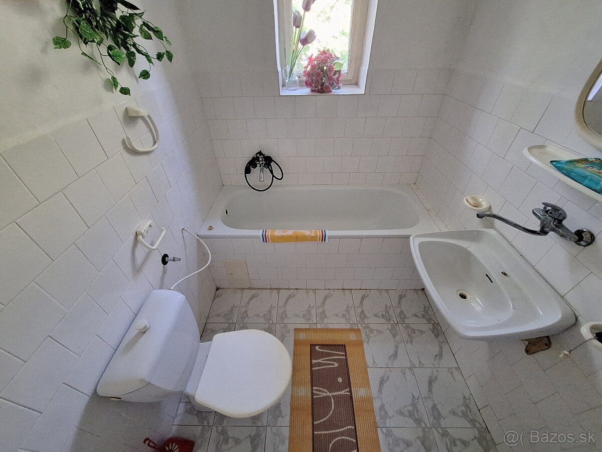 Rodinný dom so všetkým čo potrebujete - 13