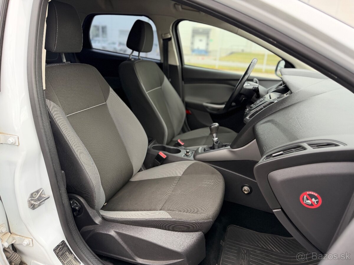 Ford Focus 1.6TdCi 85kw kombi - 13