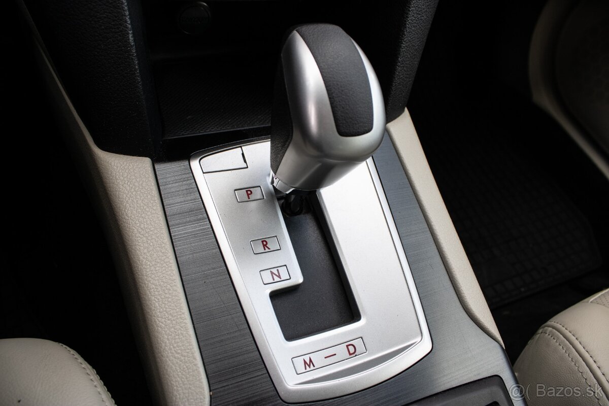 Subaru Outback 2.0 D CVT / NA SPLÁTKY / PROTIHODNOTA / - 13