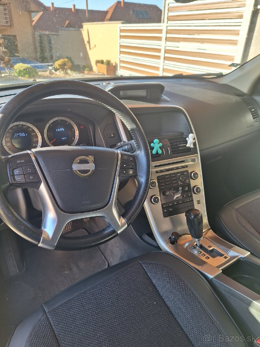 Volvo XC60 - 13