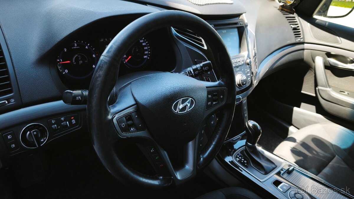 Hyundai i40 CW 1.7 CRDi - 13