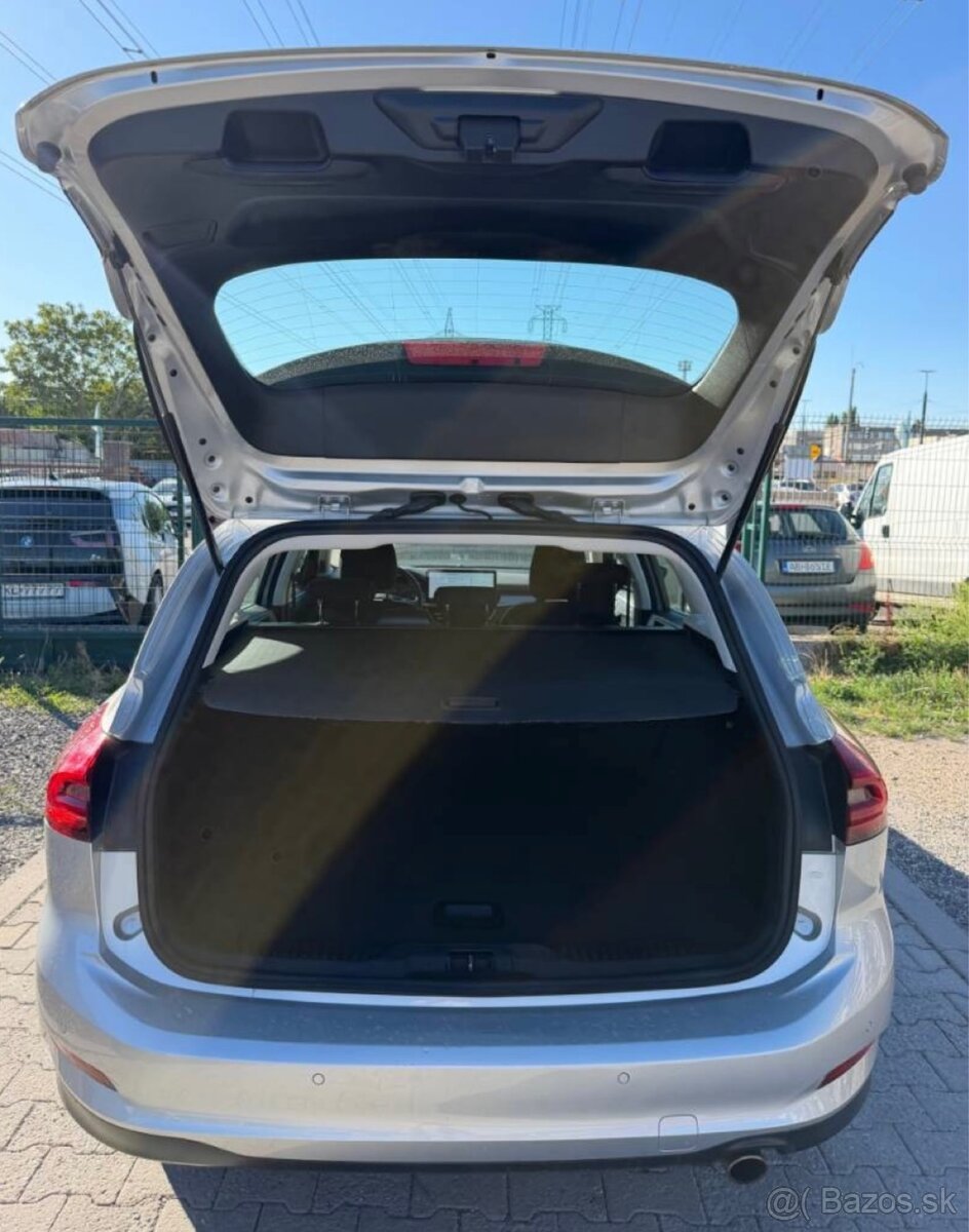 Ford Focus Kombi 1.5 EcoBlue Active A/T - 13