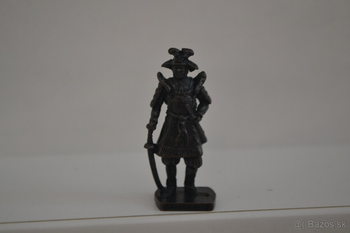 KINDER Kovové -škoti a samuraji - 13
