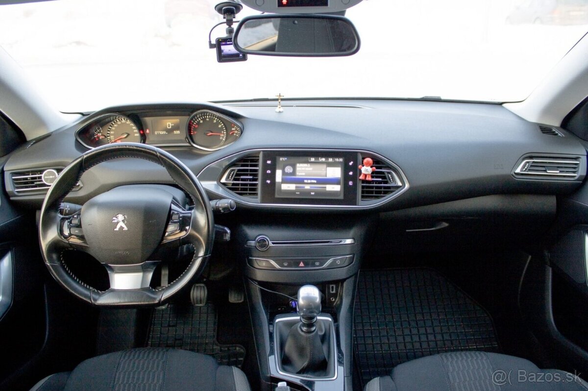 Peugeot 308 SW - 13