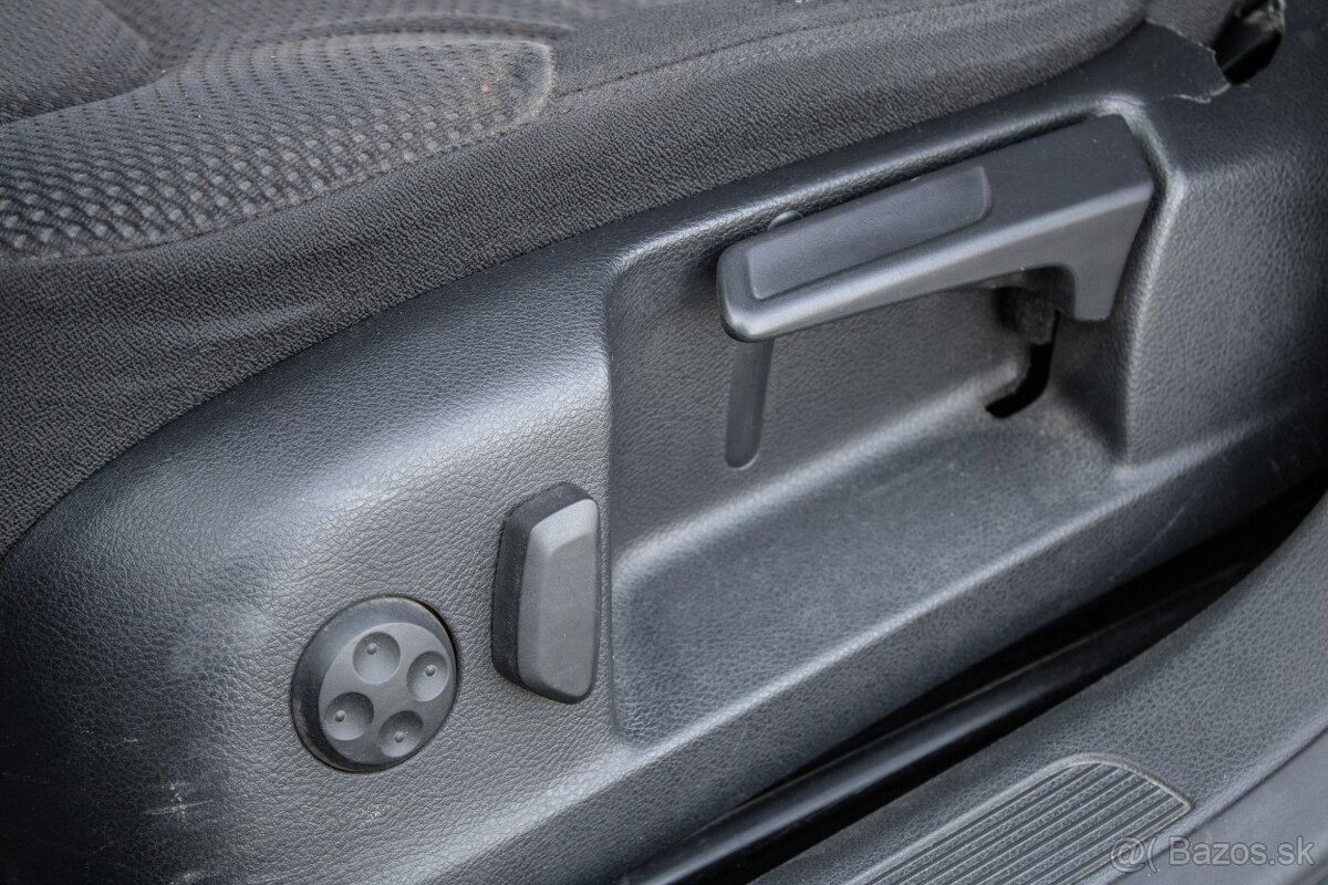 Volkswagen Passat Variant 1.9 TDI, 77kW, M5 - 13