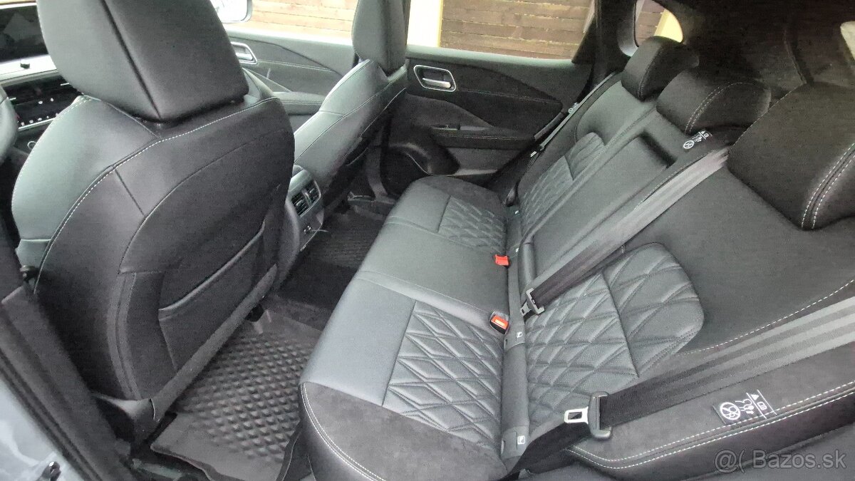 Nissan Qashqai Tekna plus 4x4 - 13