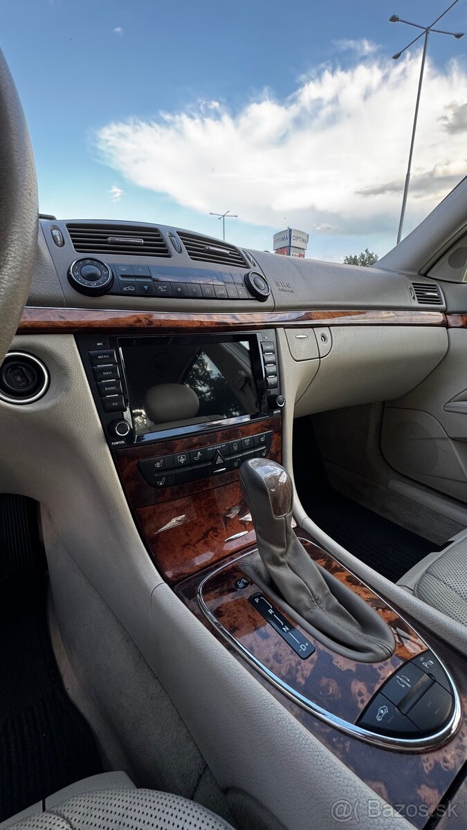 Mercedes w211 e320 v6 - 13