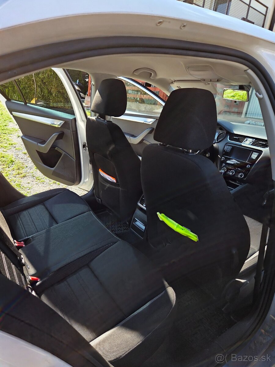 Škoda Octavia 3 1.6 TDI 85kw - 13