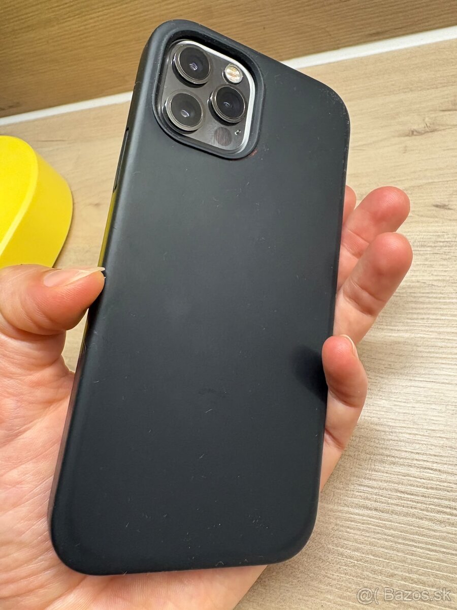 I phone 12 PRO - 13