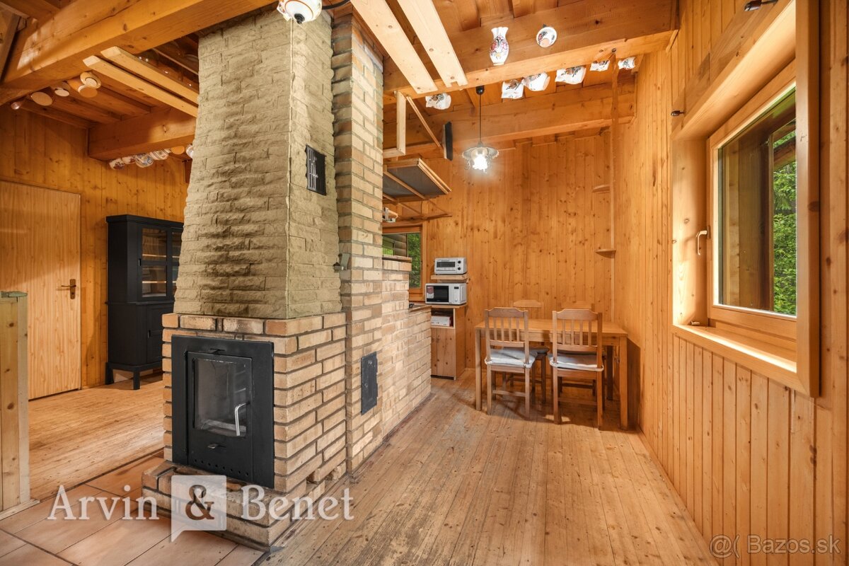 Arvin & Benet | Zrubová chata v srdci Muránskej planiny s ce - 13