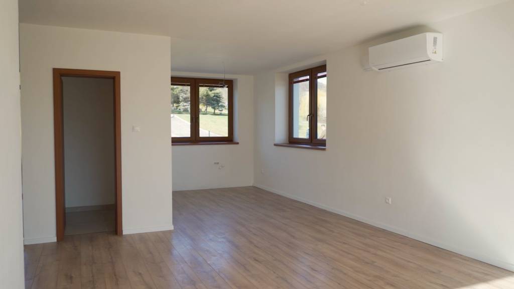 Predaj novostavba rodinného domu Nová Baňa - 13