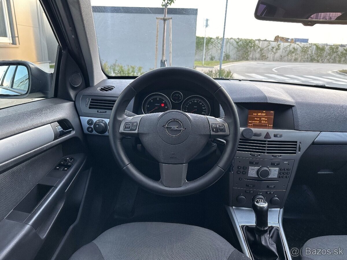 Opela Astra H Caravan 1.7 CDTi - 13