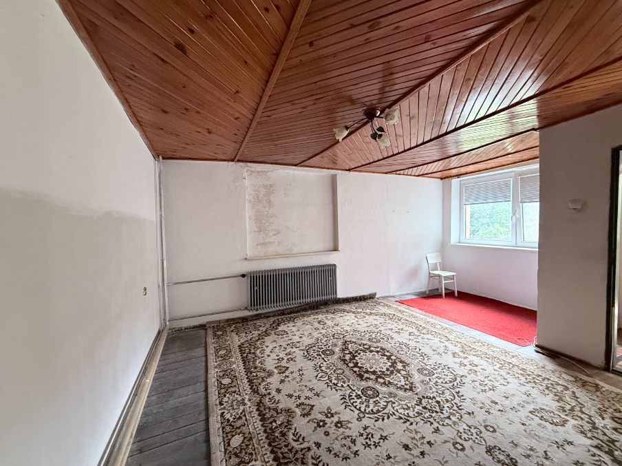 Starší rodinný dom Lietava - 13