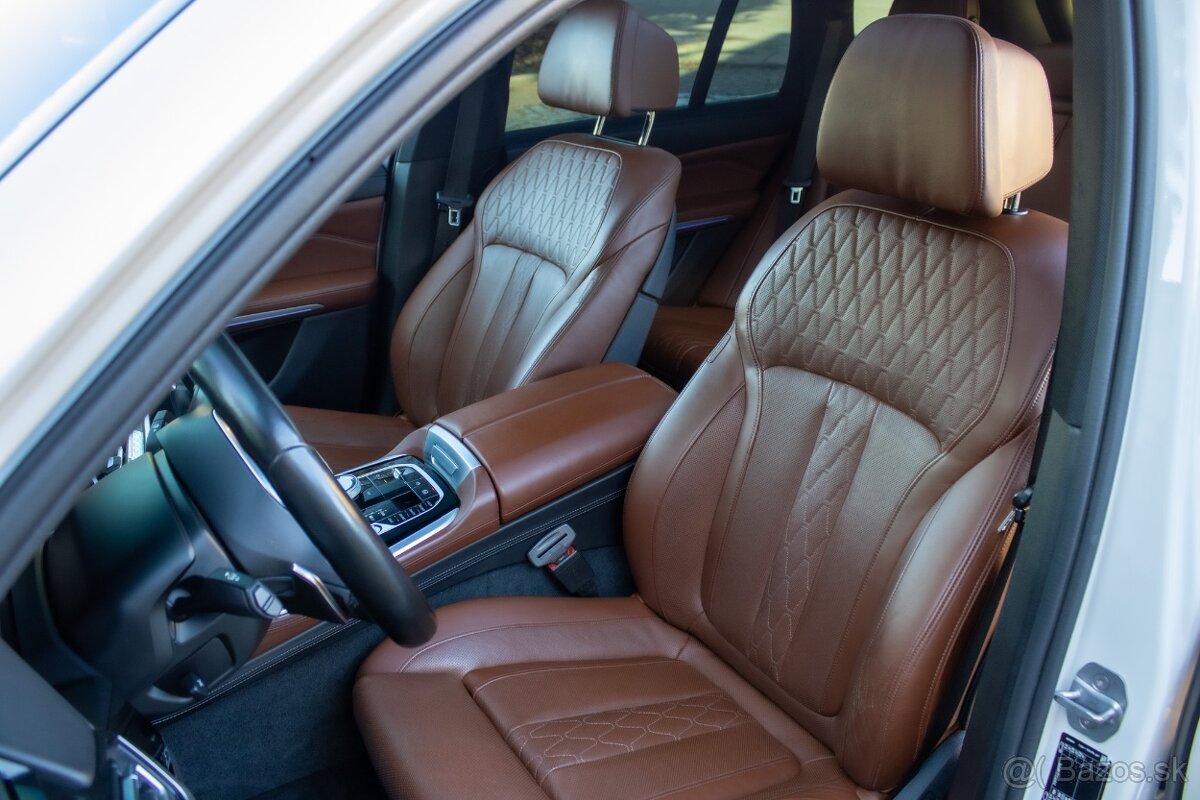 BMW X5 xDrive M50d A/T - 13