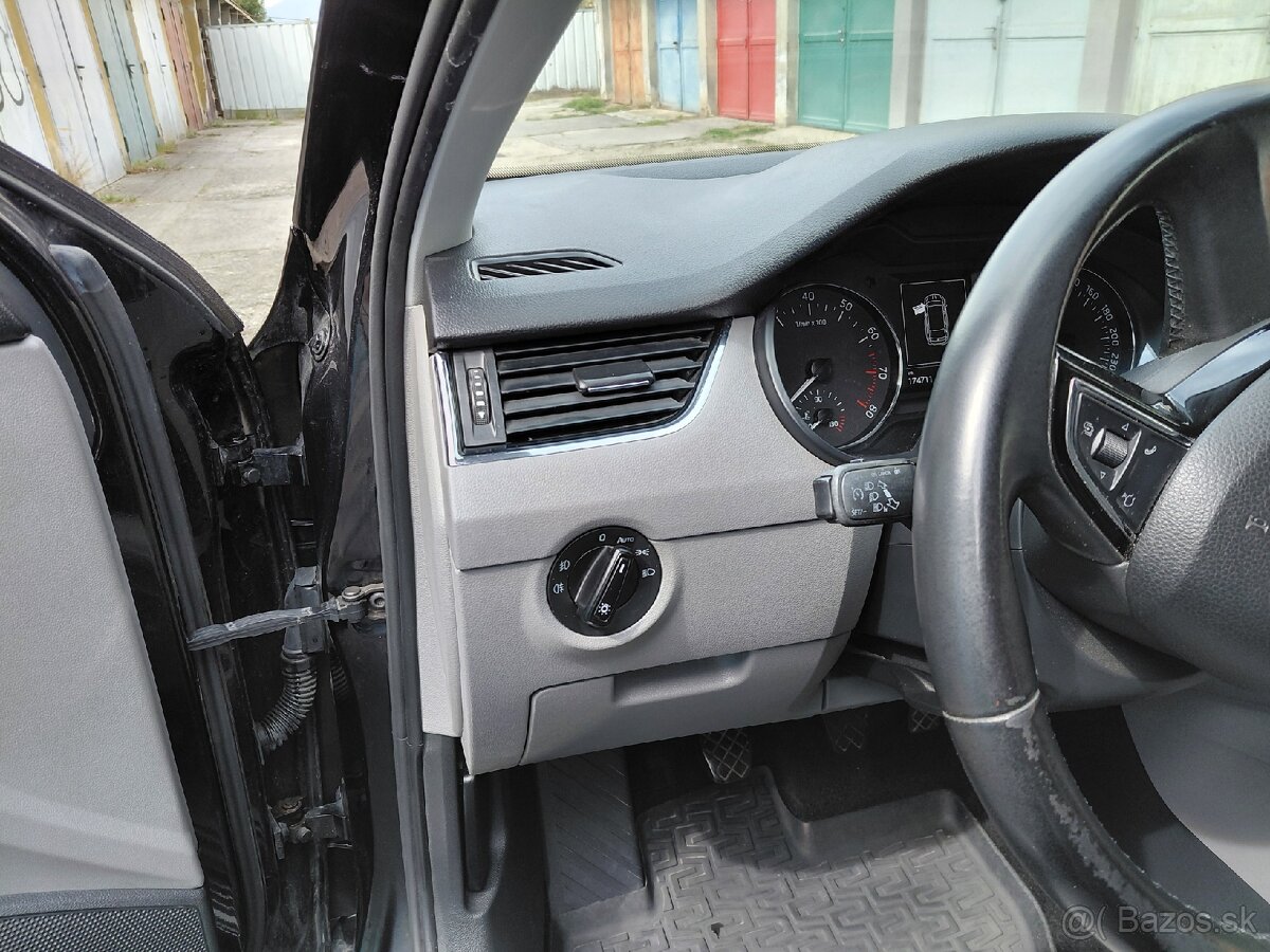 Škoda octavia combi Elegance 1.4 tsi 103 kw - 13