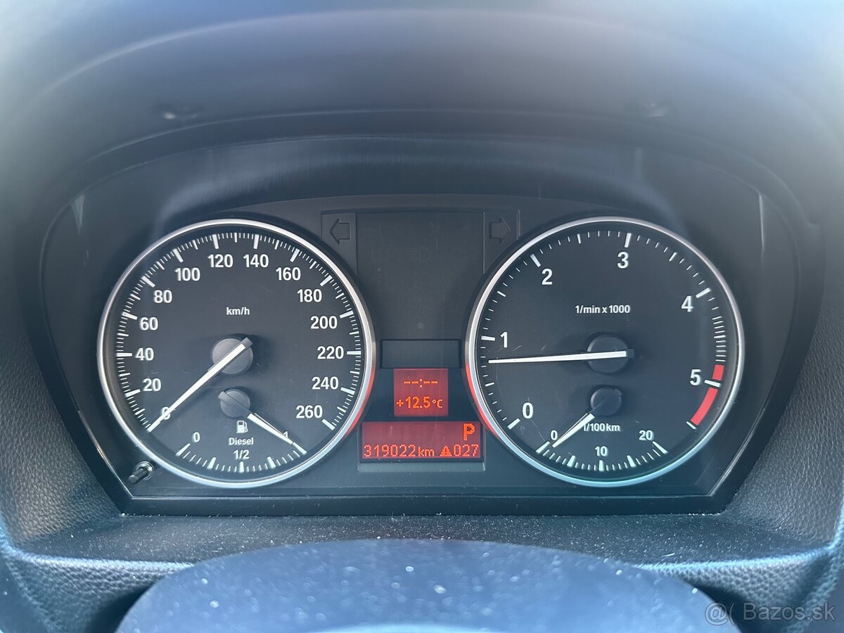 BMW 320xd Touring - 13