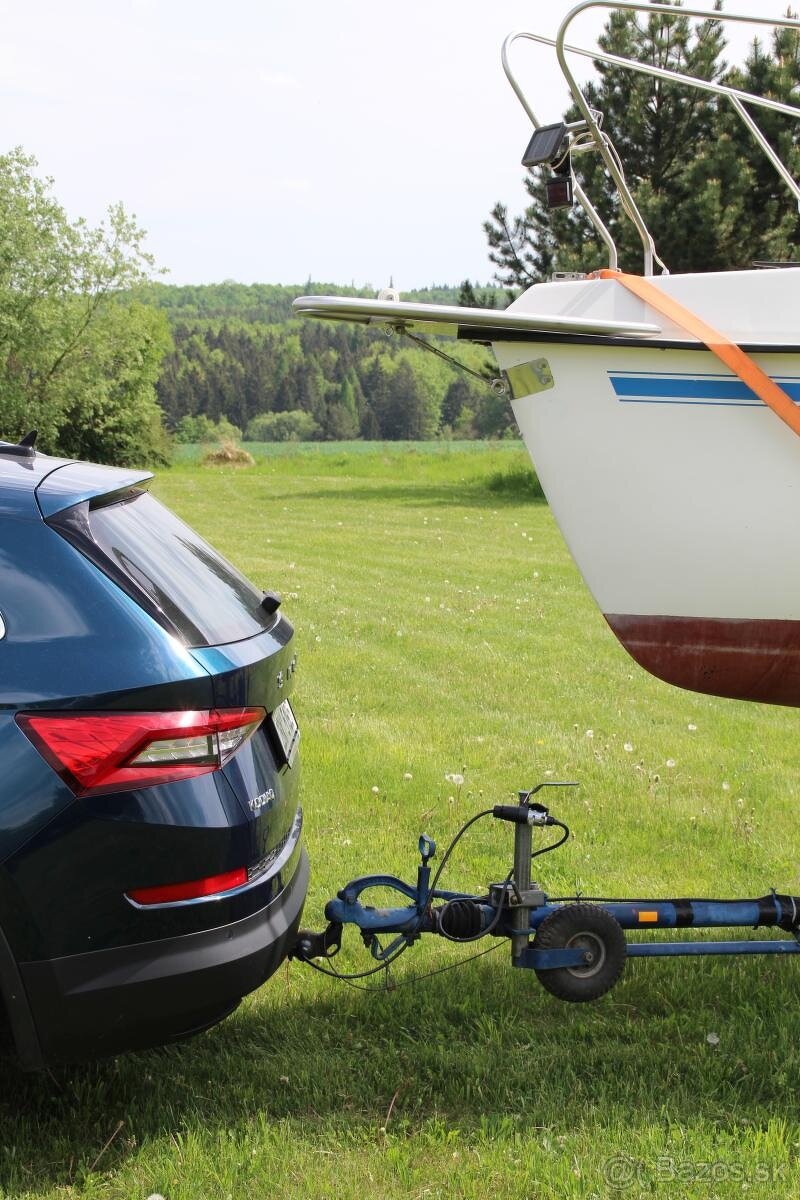 Plachetnica BWC Flying Cruiser C - 13