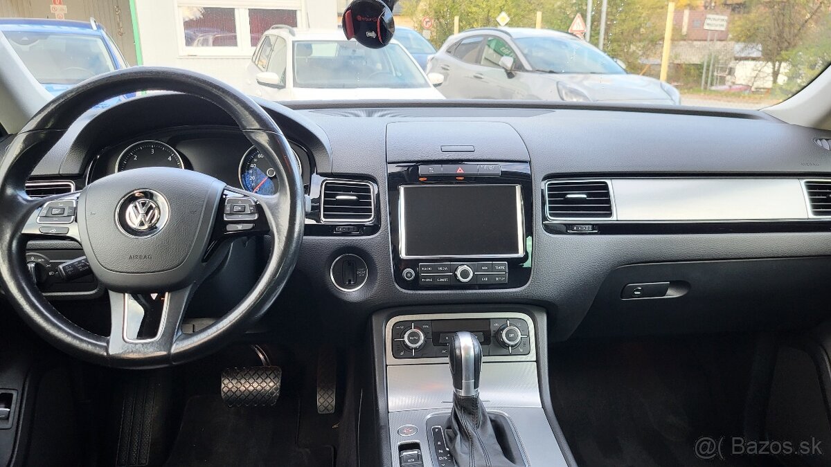 Volkswagen Touareg 3.0 V6 TDI 180 kW AT/8 - 13