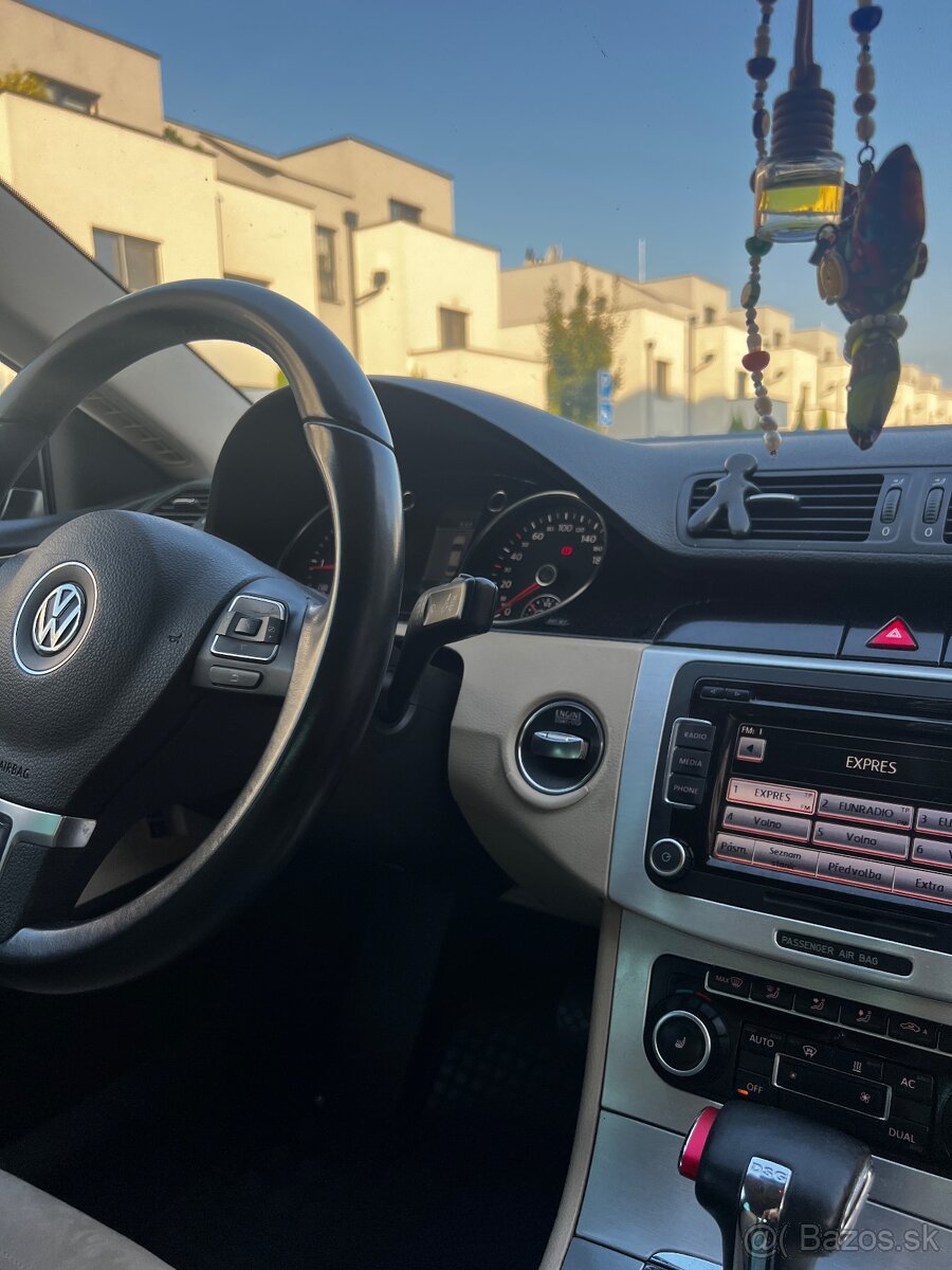 Volkswagen Passat CC 2.0 TDI - 13