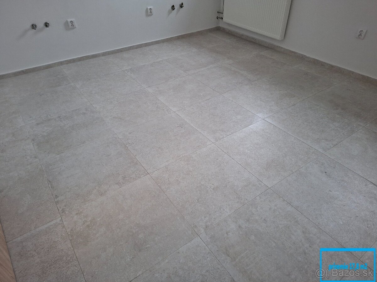 Priestory na prenájom v centre mesta Čadca - 32,5 m2 + 17,8 - 13