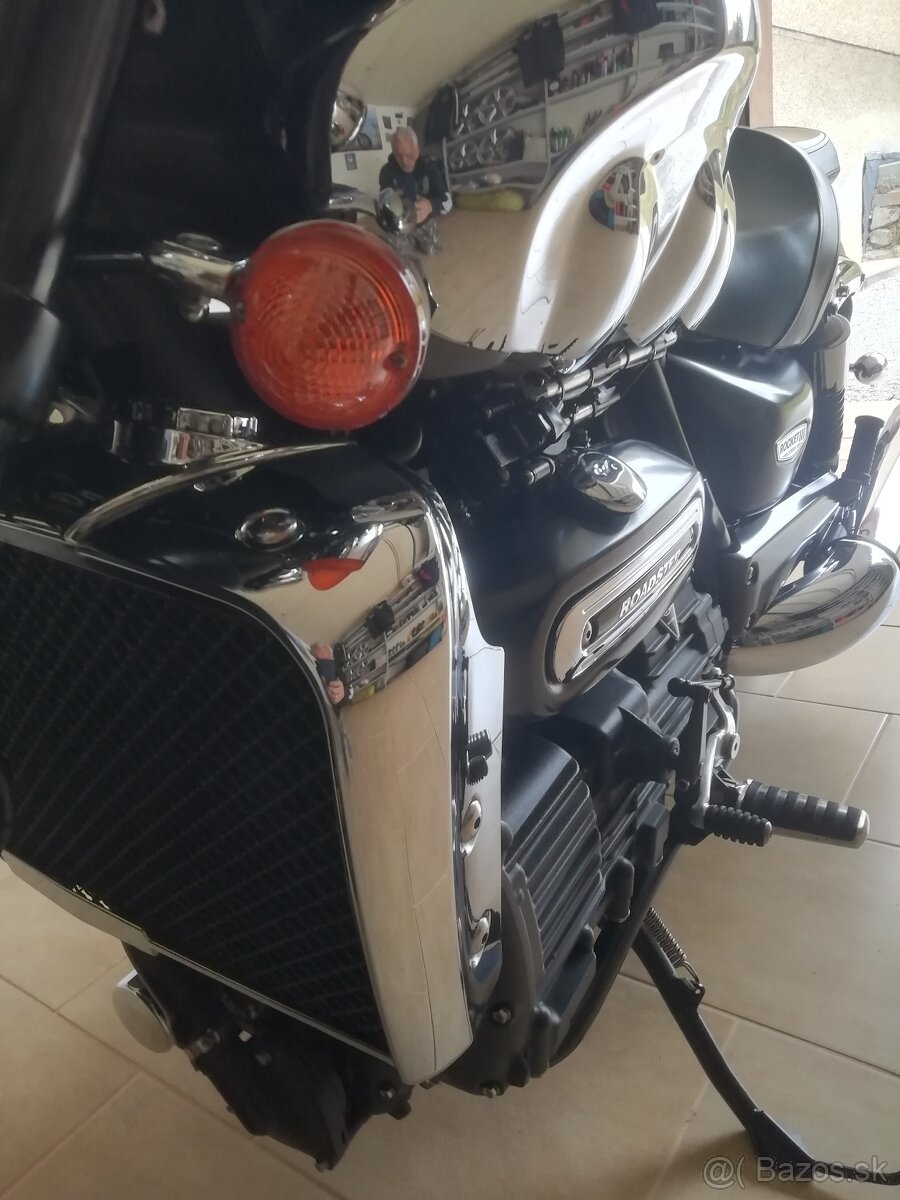 Predám Triumph Rocket III - 13