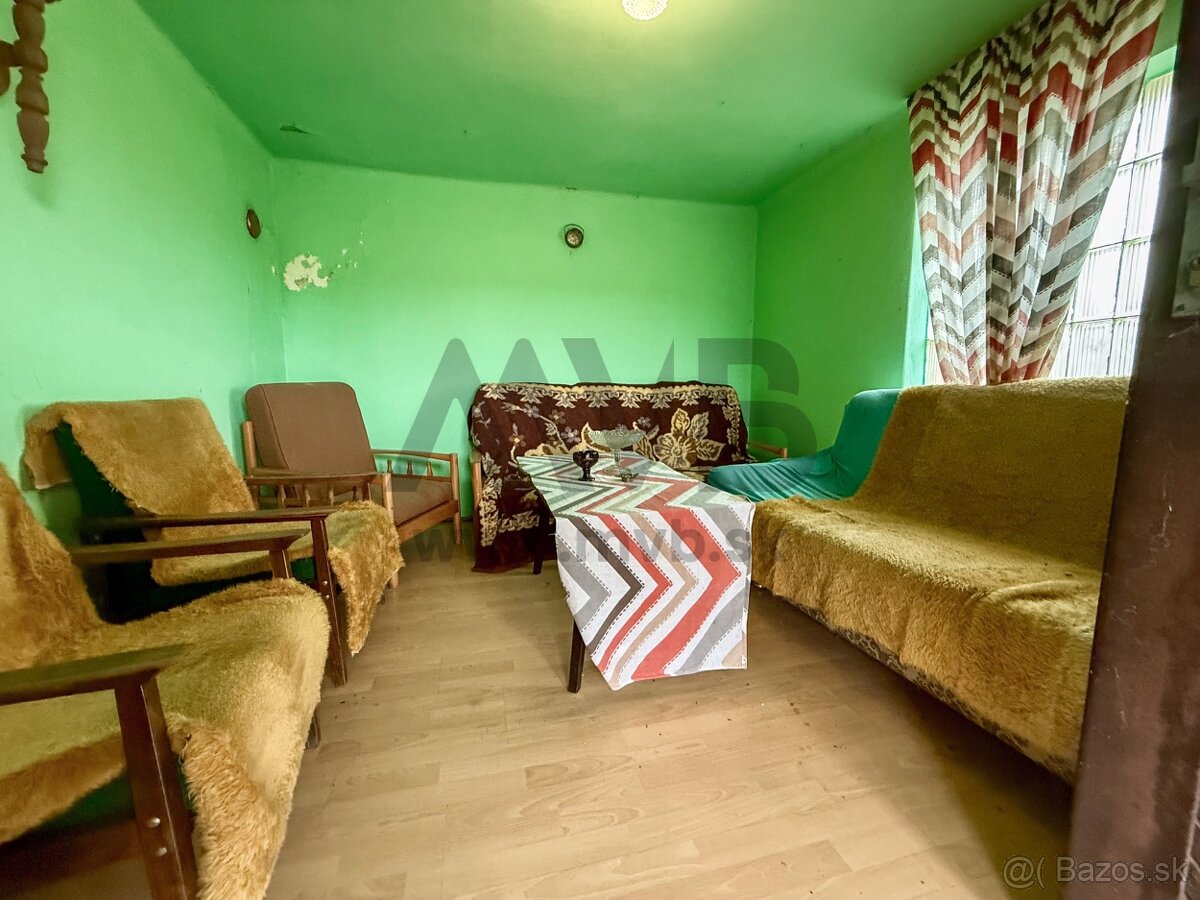 ŠTÝLOVÁ VÍNNA PIVNICA V OBĽÚBENEJ ČASTI - 13