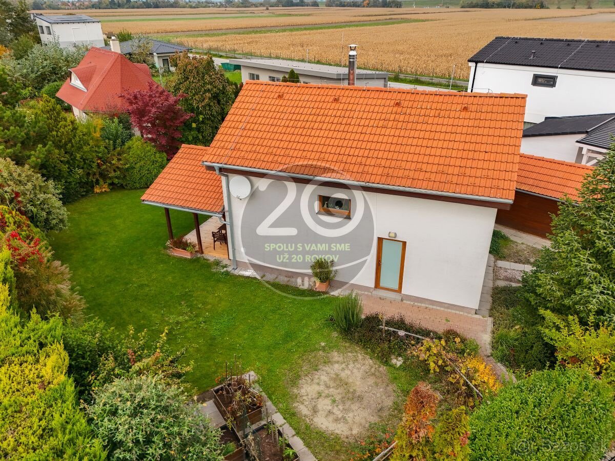 Celoročne obývateľný rekreačný dom pri Vojčianskom jazere (C - 13