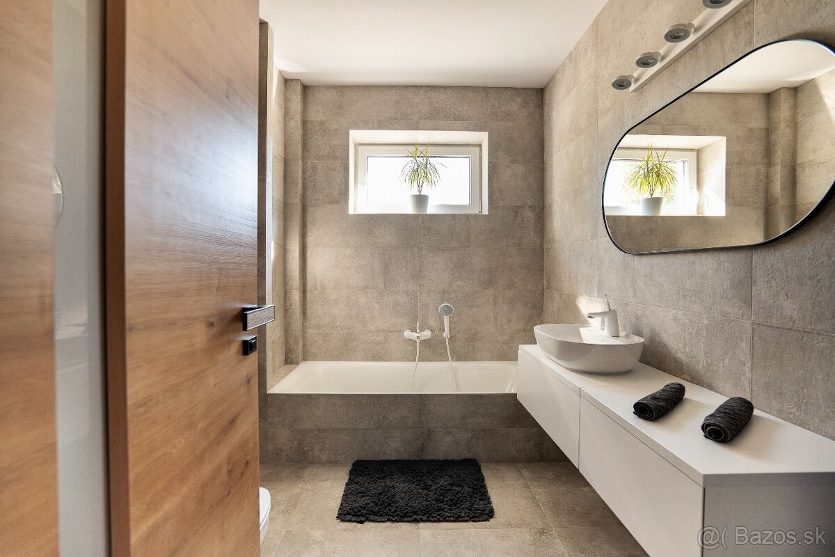 Moderný inteligentný bungalov s fotovoltaikou. - 13