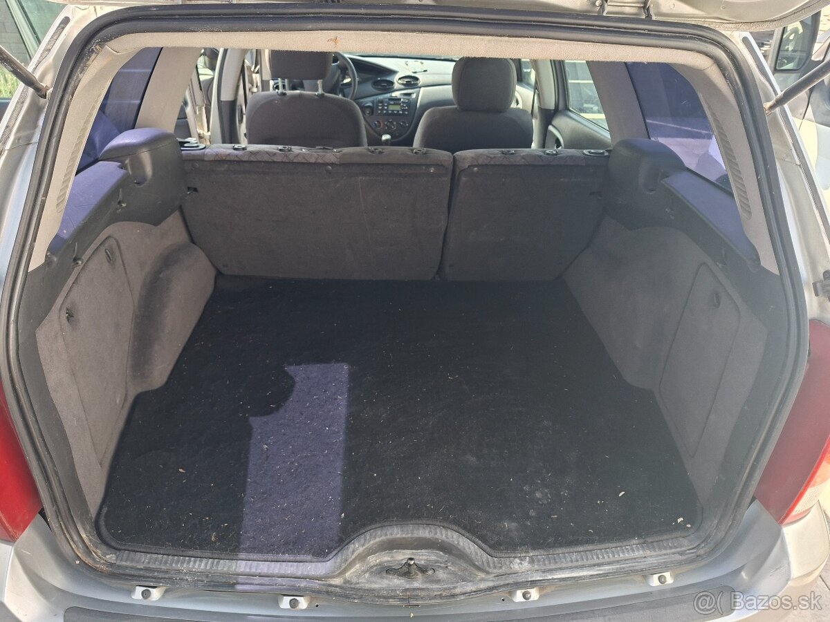 Ford focus kombi 1,8 diesel - 13