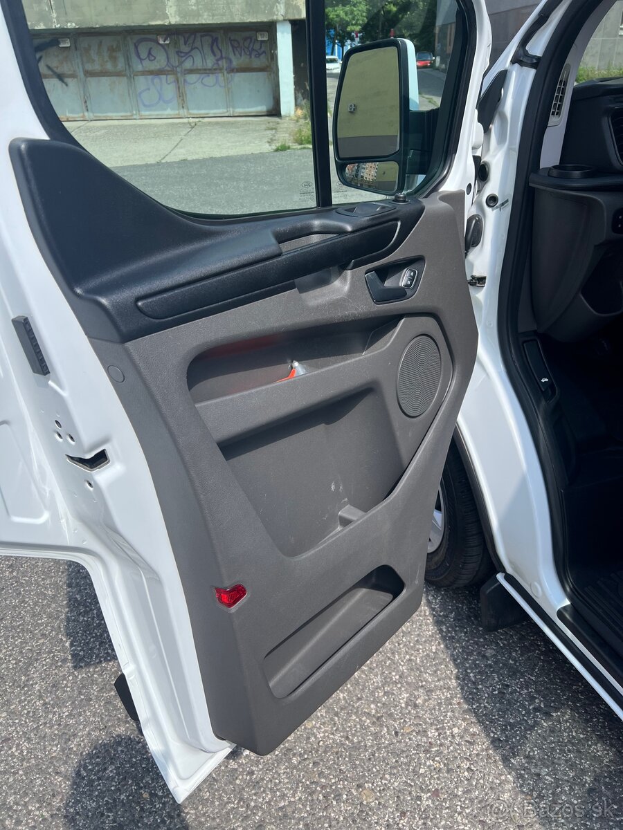 Ford transit custom - 13
