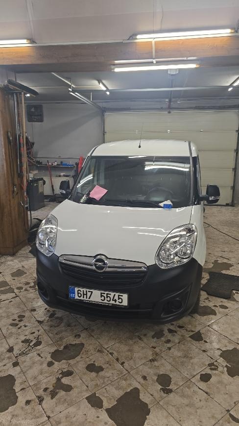 Opel Combo Maxi 1.4i + CNG rok-2014 najeto -180tis/km. DPH - 13