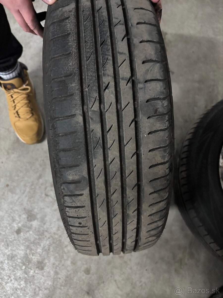 Kia Rio 2008 1.4 16V benzín - 13