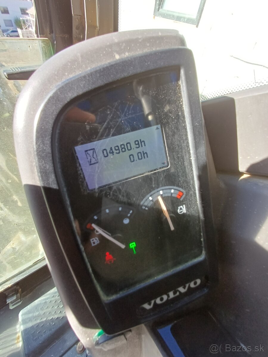 Volvo ecr40d - 13