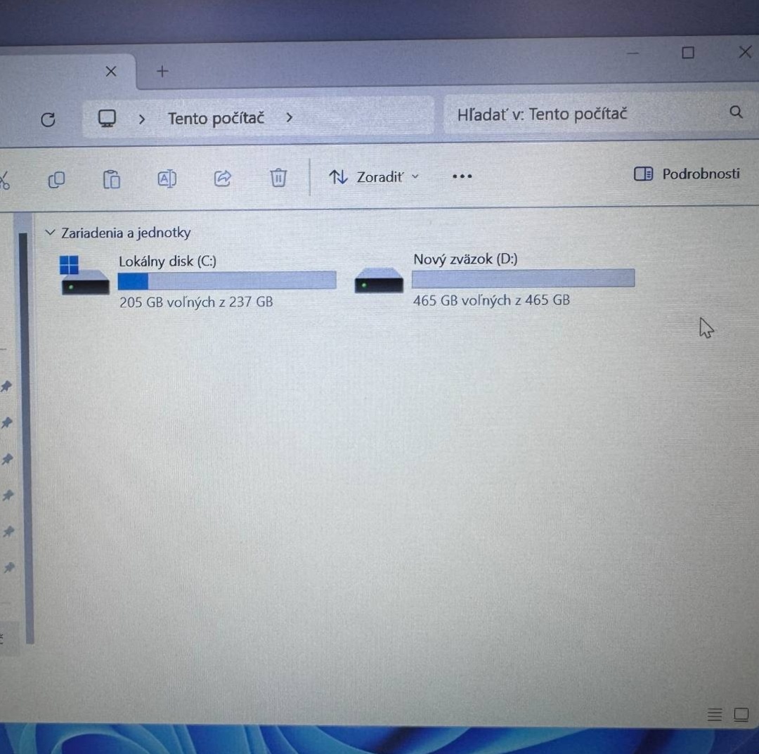 Notebook 14" HP.AMD PRO A10-8730B 4x2,40GHz.8gb ram.256gSSD - 13