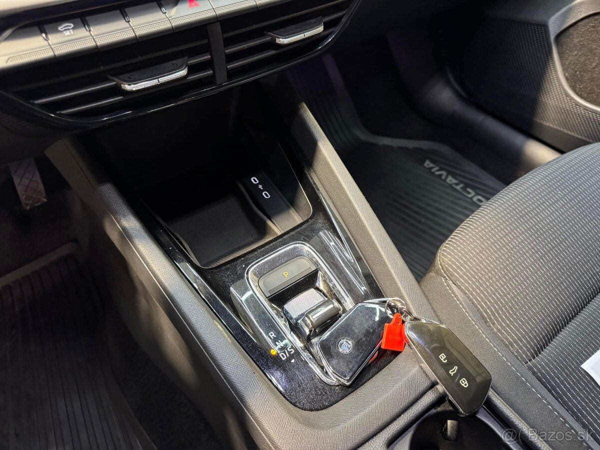 Škoda Octavia Combi 2.0 TDI SCR Style DSG - 13