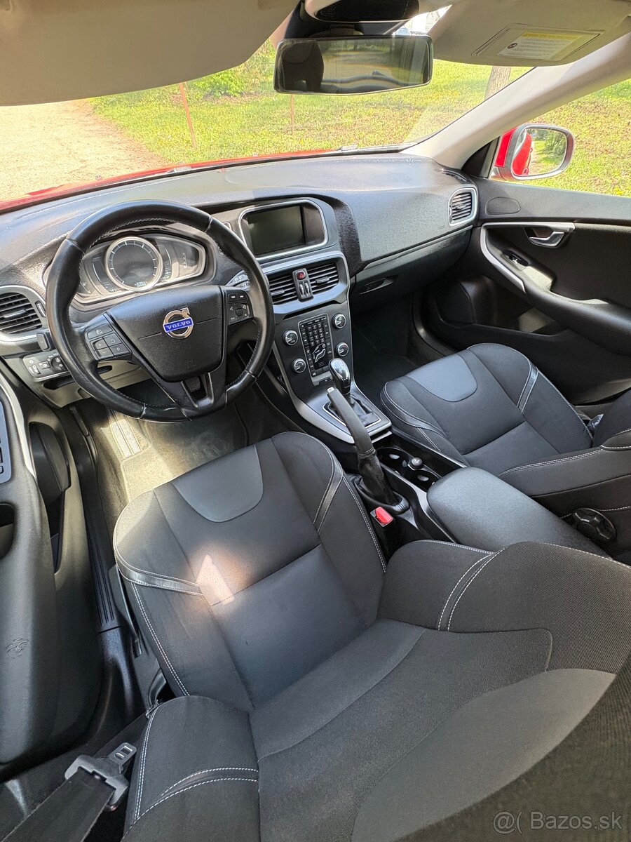 Volvo V40 D3 - 13