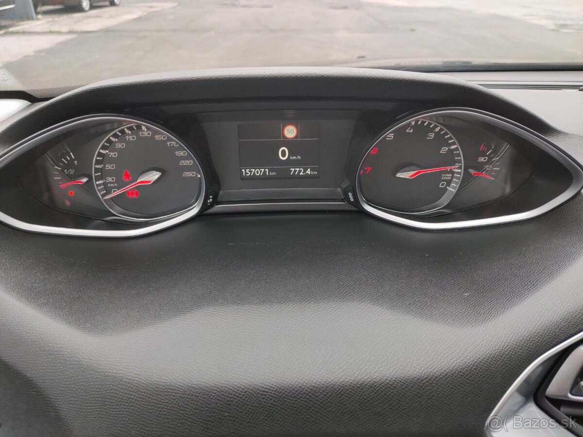 Peugeot 308 - 13