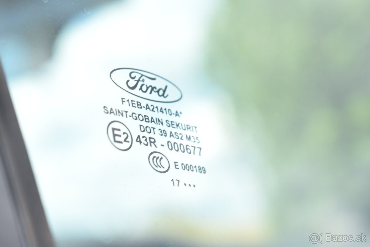 Ford Focus Kombi 1.5 EcoBoost Trend - 13