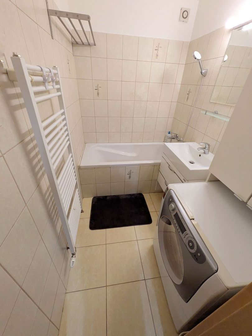 Exkluzívny 2-izbový byt, 65 m2 v centre mesta s parkovaním – - 13