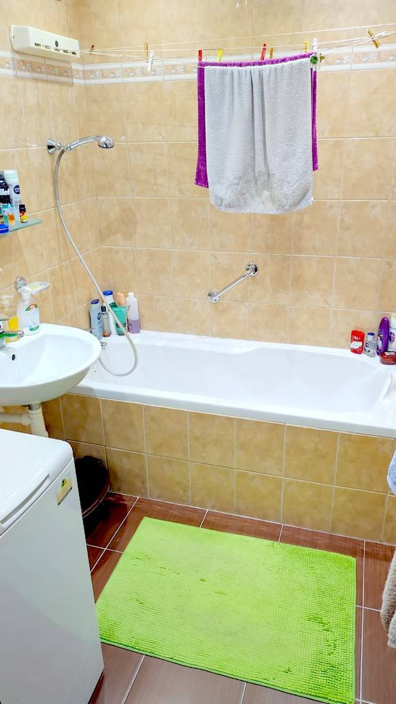 Veľký 4-izbový byt, 90m2, Piešťany - 13