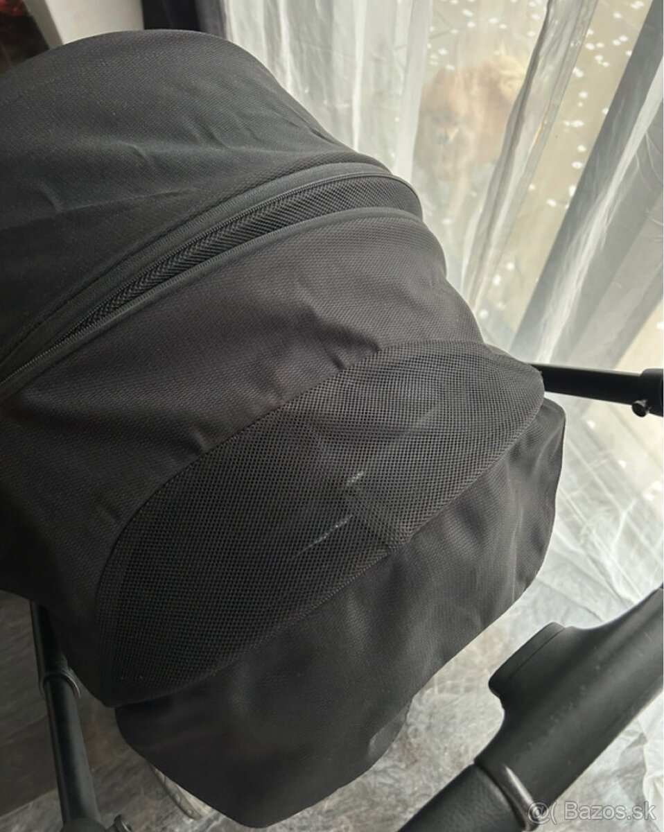 celý set kočiar MUUVO quick 4.0 čiernobiela kombinácia - 13