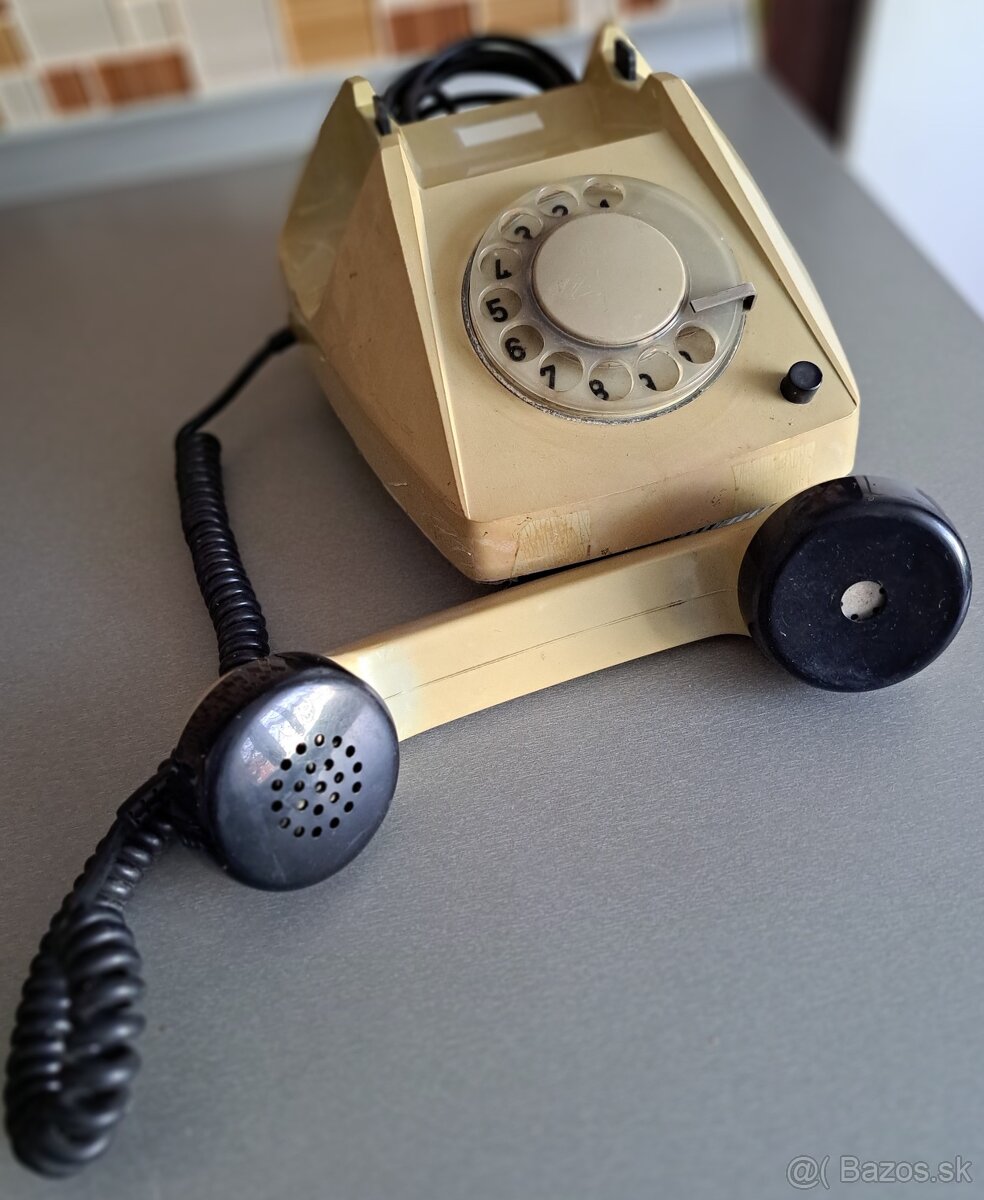 Staré elektro TESLA - 13