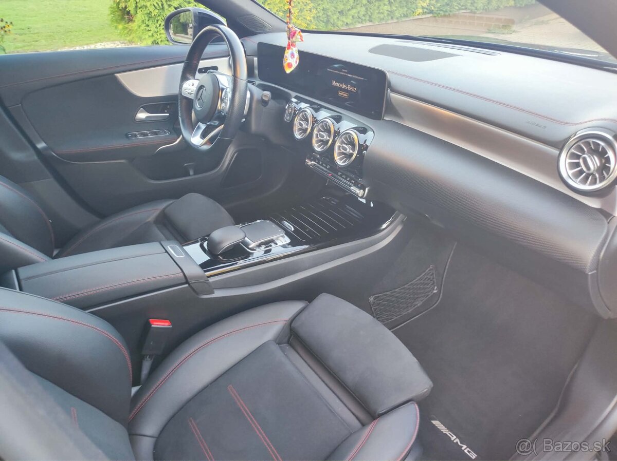 Mercedes-Benz CLA 180 - 13