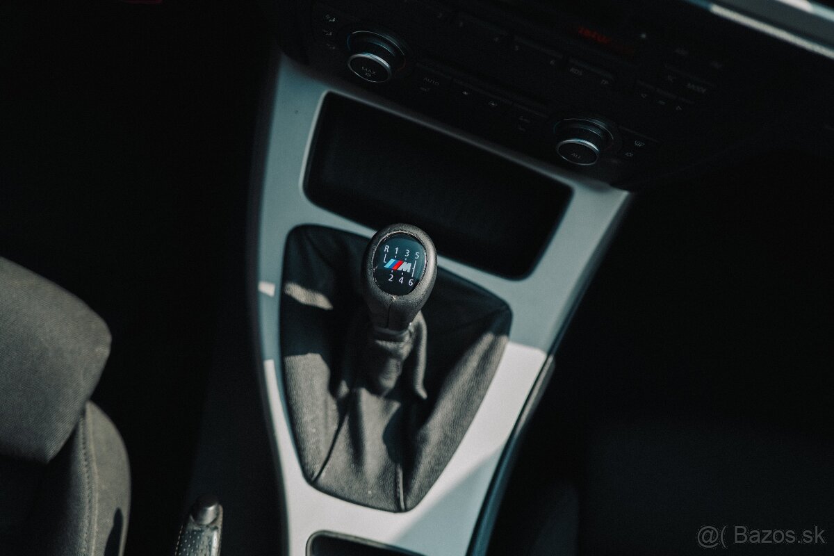 BMW E90 335i LCI Manual RWD - 13