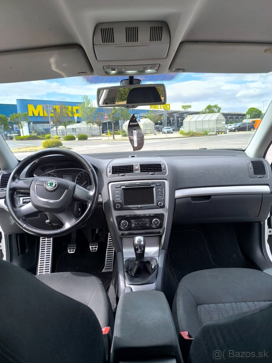 Octavia 1,6 TDI - 13