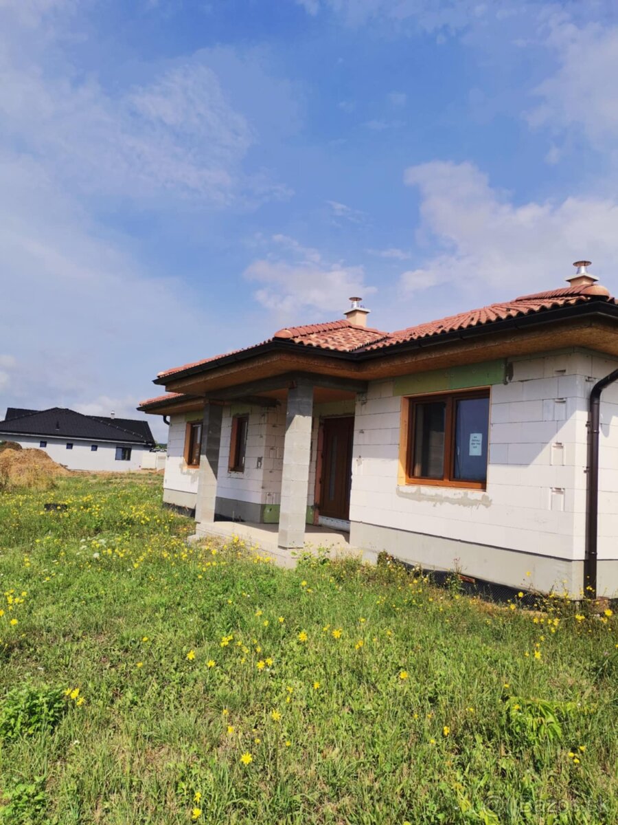 Výborná lokalita, RD pre náročných - 13