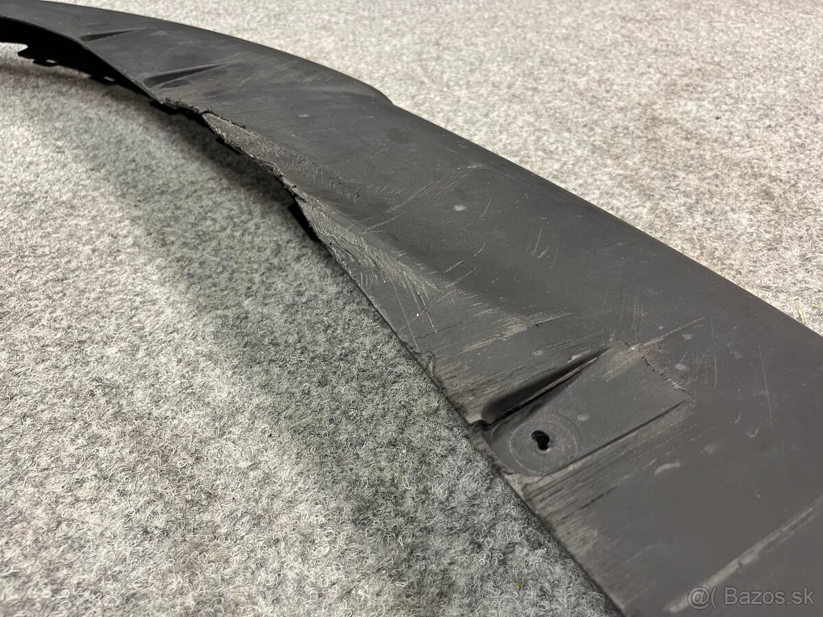 Porsche Taycan spojler nárazníka 9J1807541 - 13